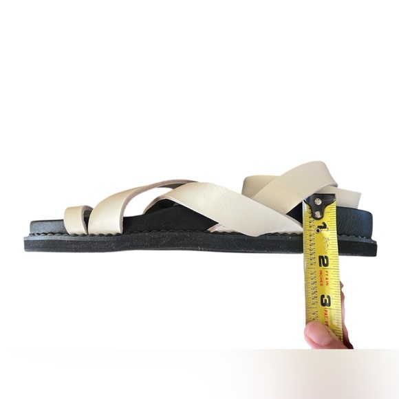 Liberté The Leni Sandal - Picture 13 of 13